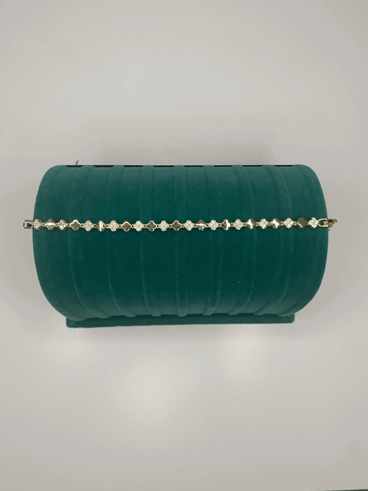 Yonca Sıralı Taşlı