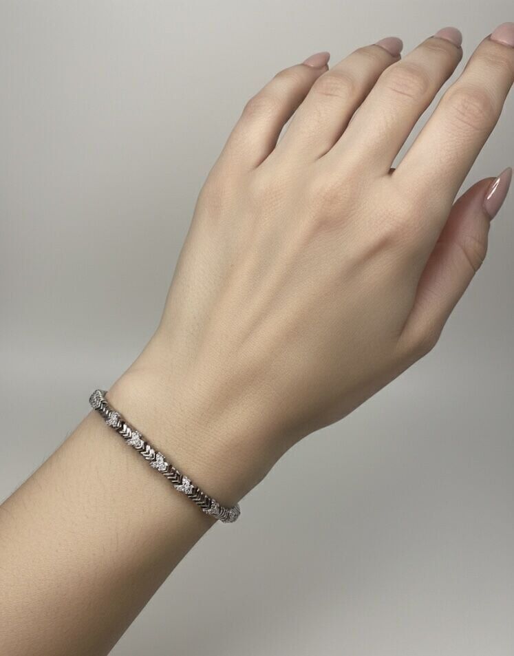 Sıralı Taşlı Silver